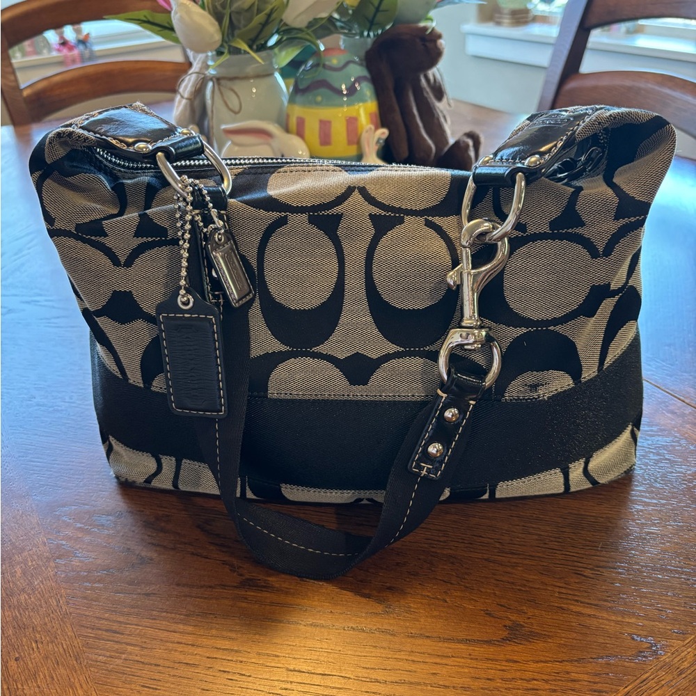 Coach Black and Gray Women's Shoulder Bag